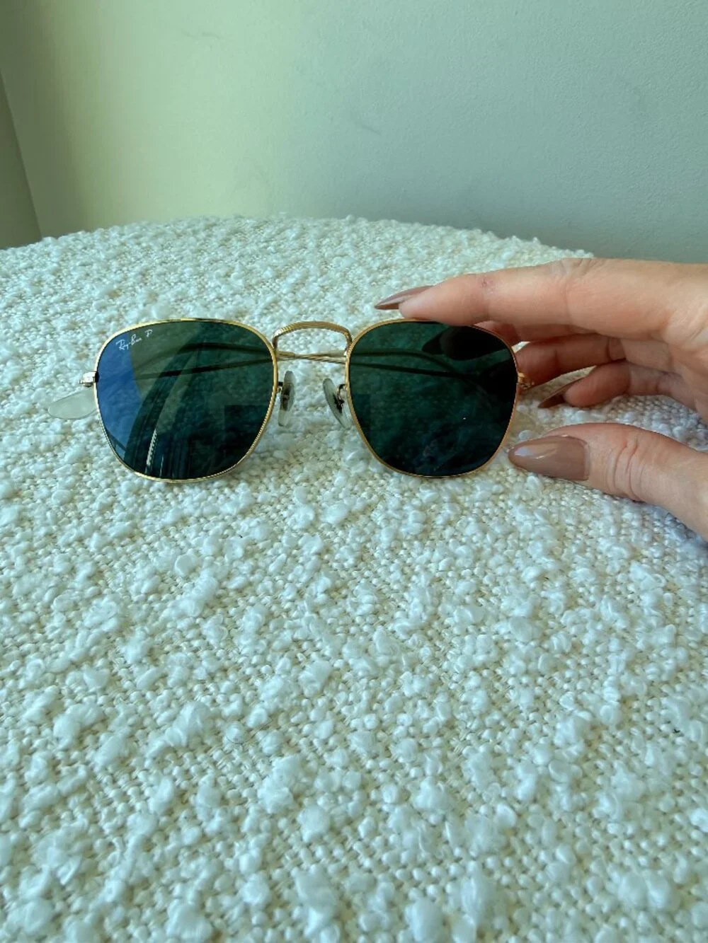 Ray-Ban Oval Shaped Gold with Polarized Lens